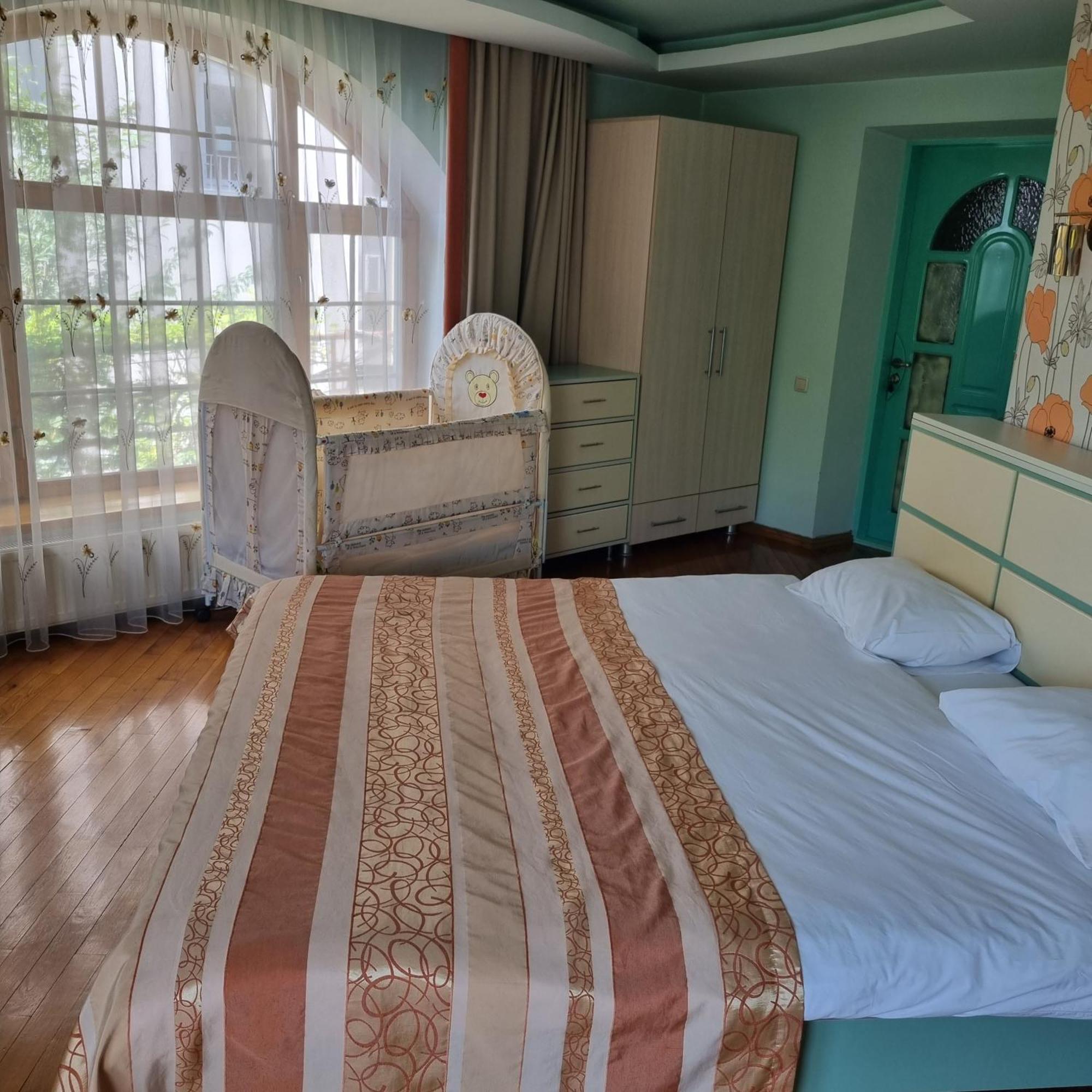 Hotel Home Sweet Home Kişinev Dış mekan fotoğraf