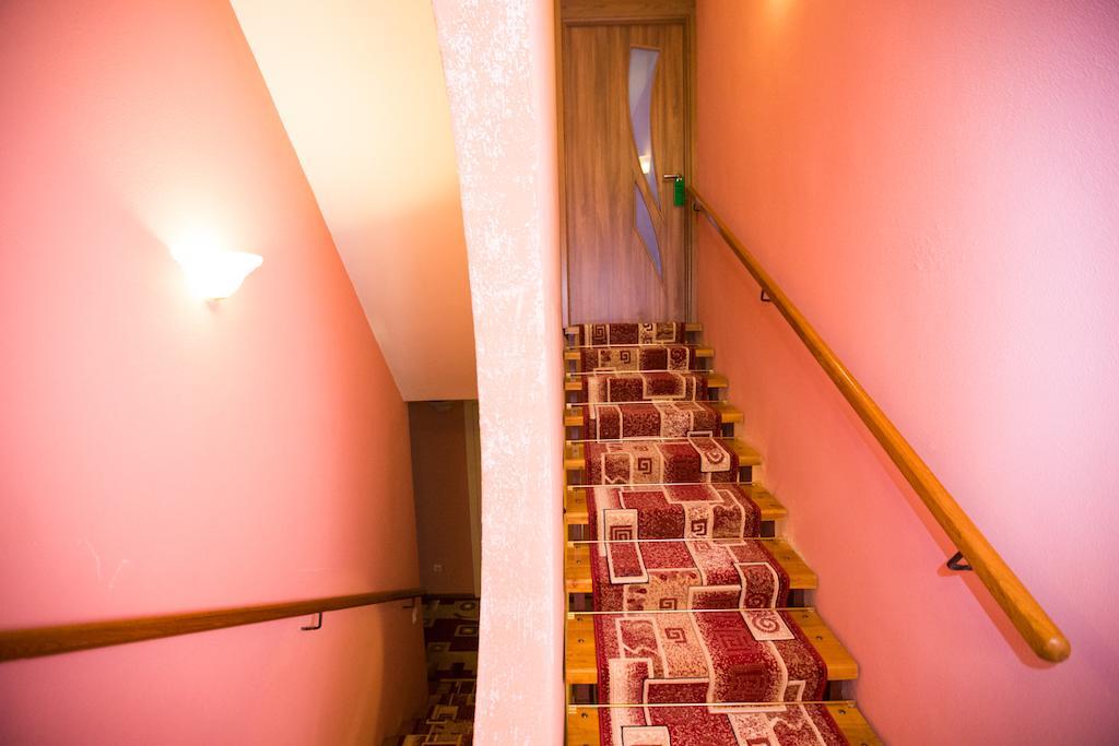 Hotel Home Sweet Home Kişinev Dış mekan fotoğraf