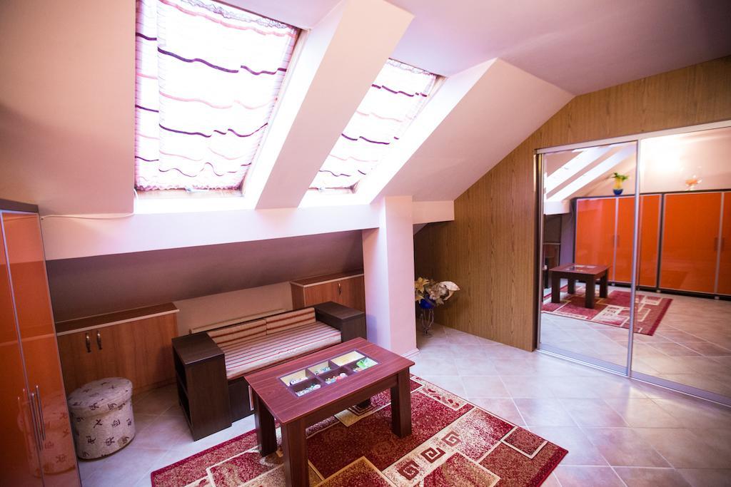 Hotel Home Sweet Home Kişinev Dış mekan fotoğraf