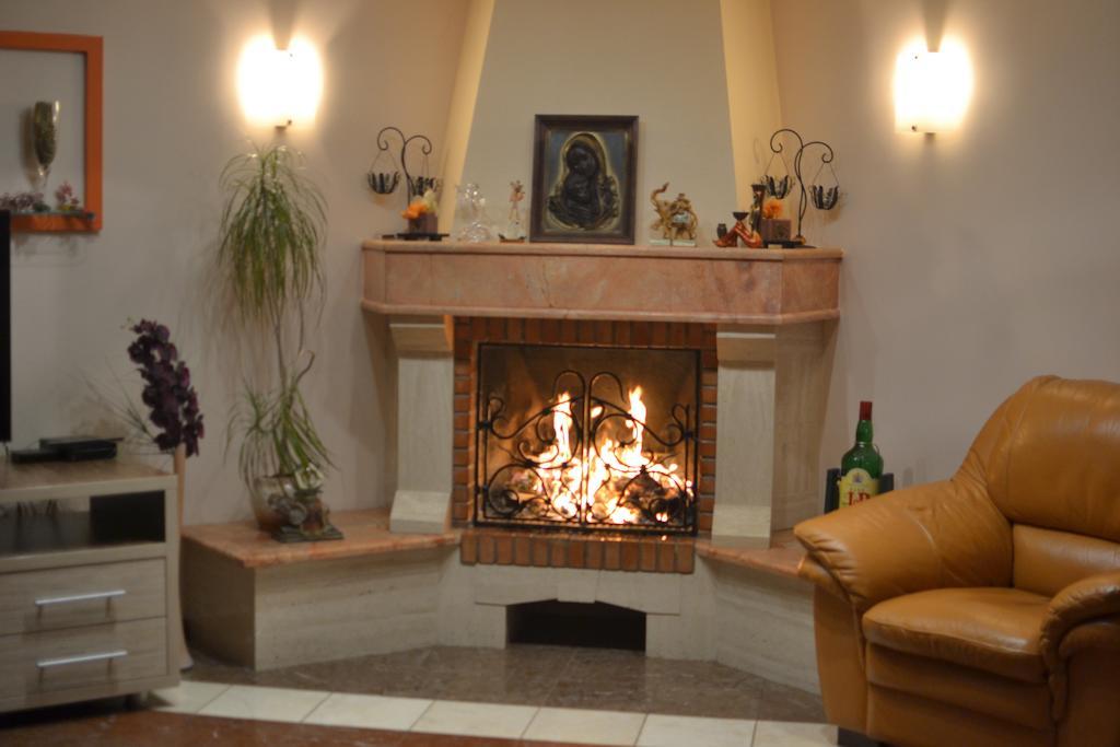 Hotel Home Sweet Home Kişinev Dış mekan fotoğraf