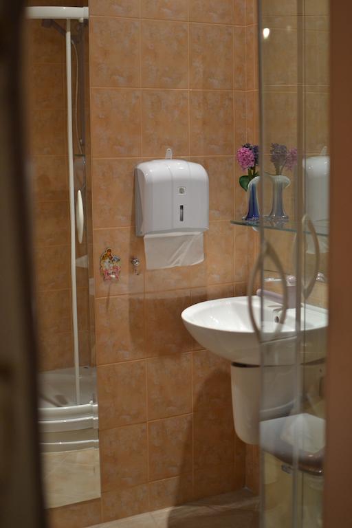Hotel Home Sweet Home Kişinev Dış mekan fotoğraf