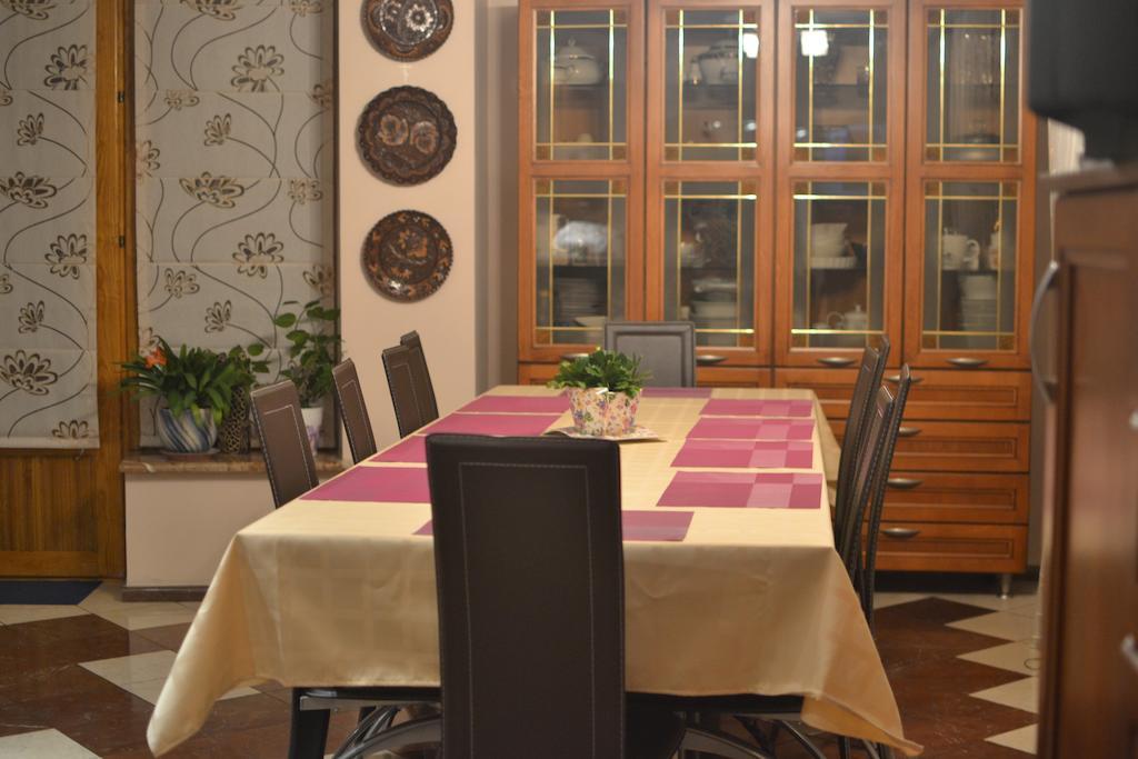 Hotel Home Sweet Home Kişinev Dış mekan fotoğraf